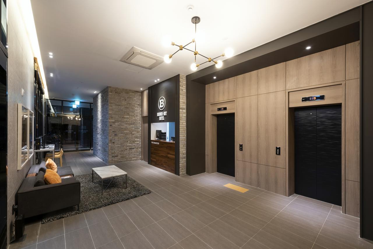 Brown-Dot Hotel Shinho Пусан Екстер'єр фото