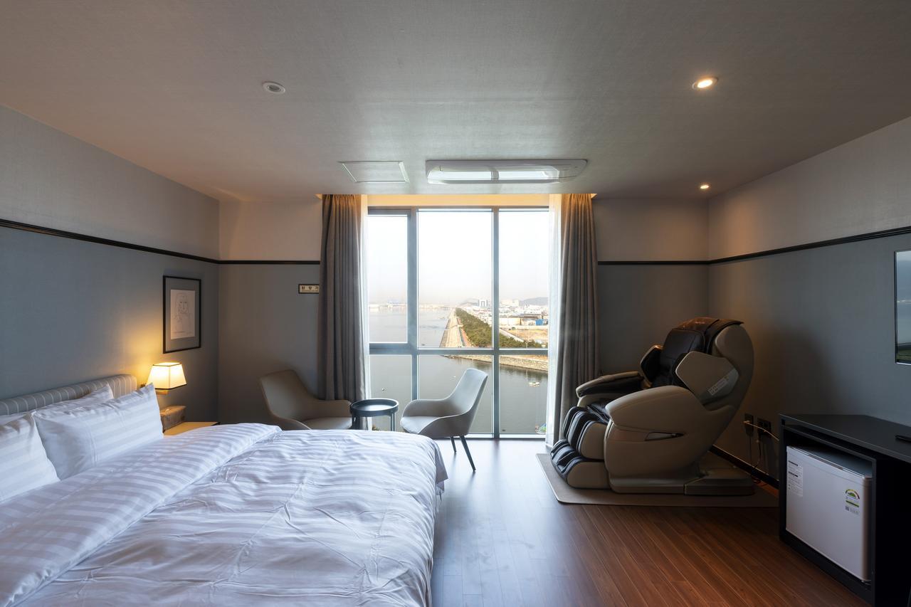 Brown-Dot Hotel Shinho Пусан Екстер'єр фото
