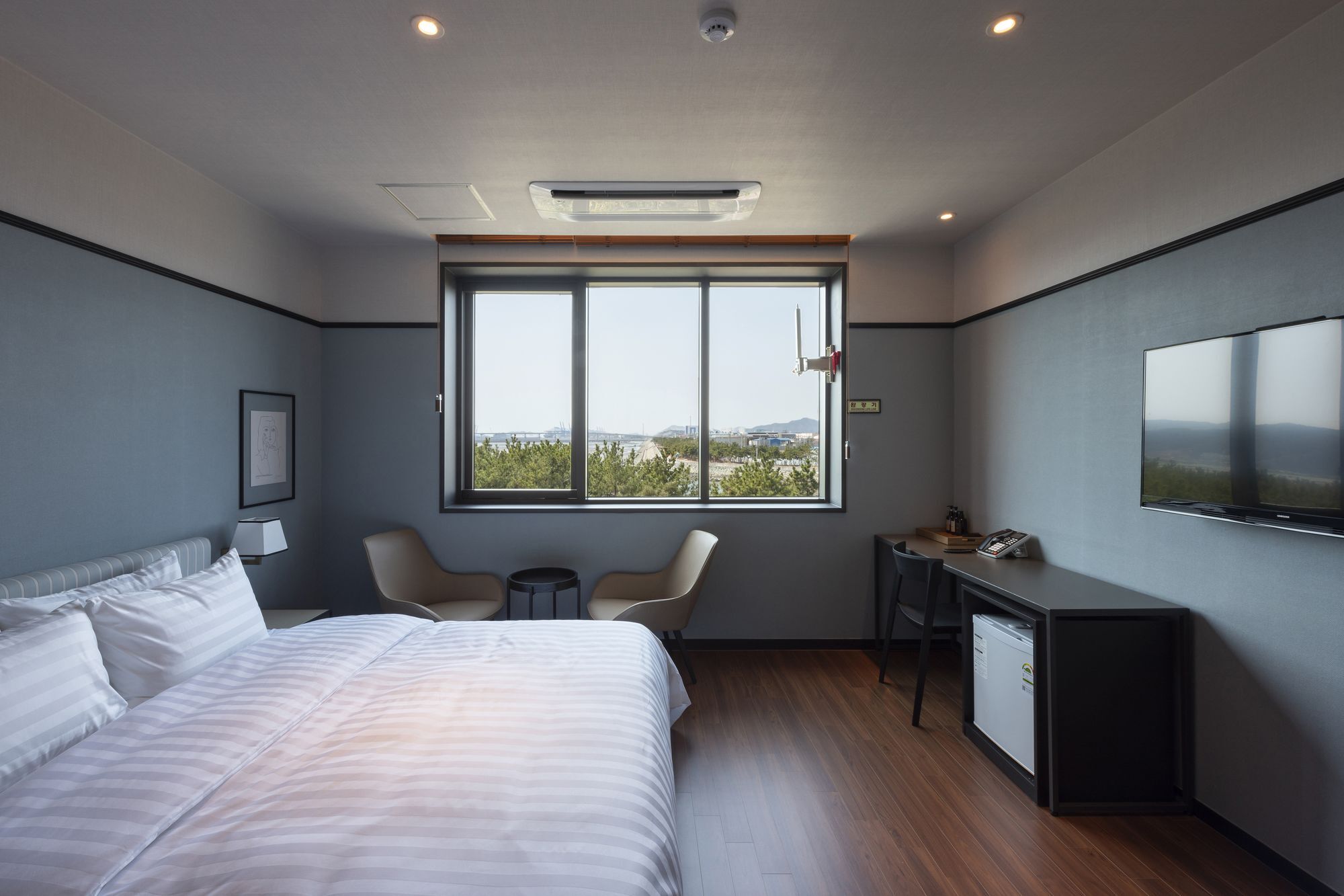 Brown-Dot Hotel Shinho Пусан Екстер'єр фото